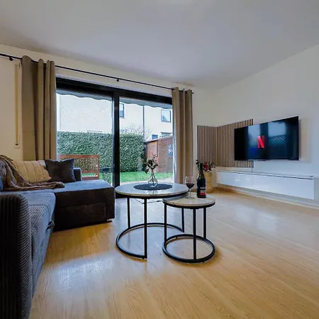 Apartment Kms Homes - New - Garden - Netflix