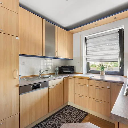 아파트 Kms Homes - Garden - Netflix - Modern